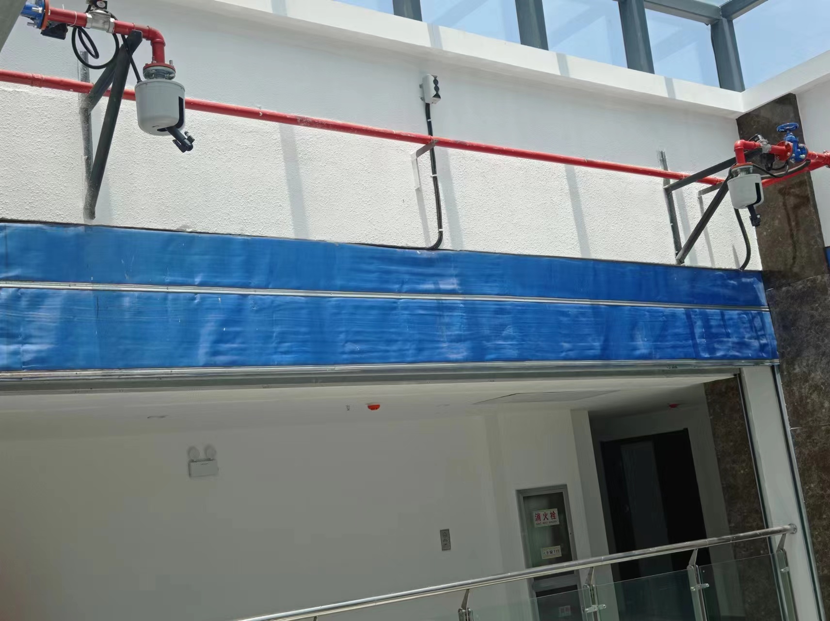 聯縱消防水炮 聯縱消防水炮